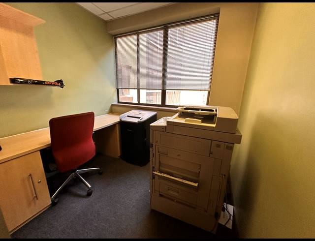 2,470M² OFFICE TO LET IN PARKTOWN